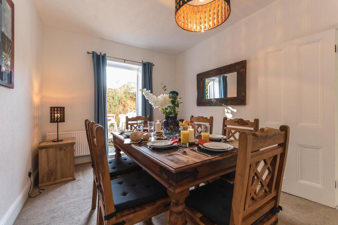 3-Bedroom House L Fast Wi-Fi L Garden L Newly Decorated L Close To Shops And Restaurants Bournemouth Esterno foto